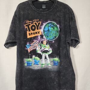 Toy story Buzz lightyear men's medium shirt